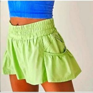 NWOT FREE PEOPLE MOVEMENT WOMEN'S SHORTS SMALL S Get Your Flirt On Shorts